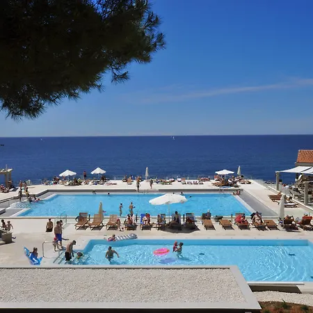 Arena Verudela Station touristique 4*