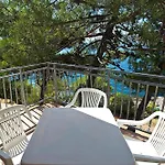 Resort Arena Verudela 4*