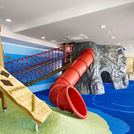 Semesteranläggning (resort) Arena Verudela Pula