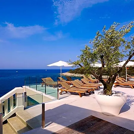 Arena Verudela 4* Pula