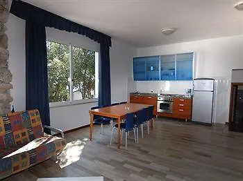 Arena Verudela Ośrodek wypoczynkowy 4*