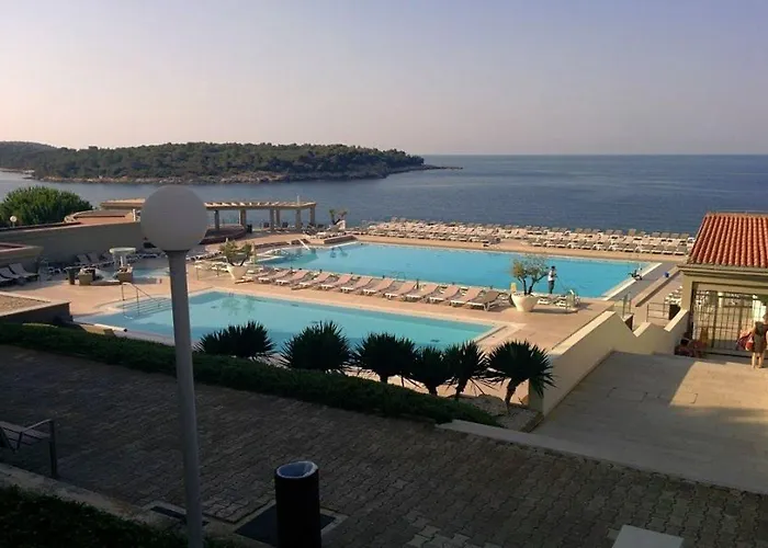 منتجع Arena Verudela 4*