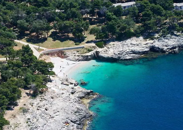 Resort Arena Verudela 4*