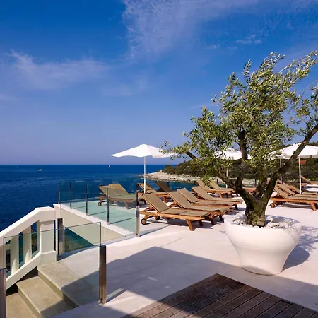 Arena Verudela Resort